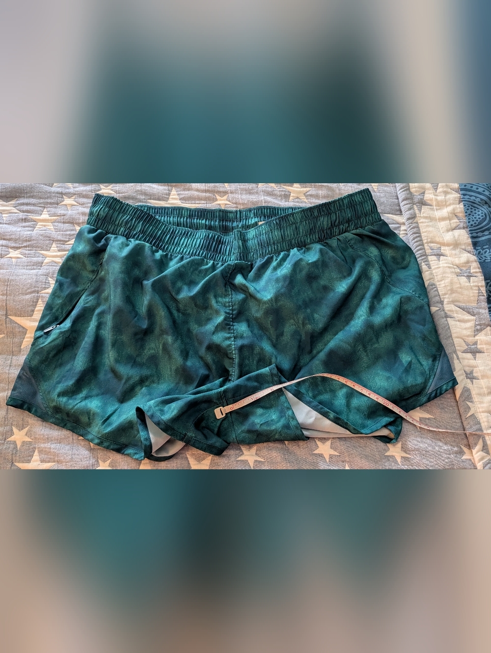 All In Motion Running Shorts Large - Picture 2 of 3